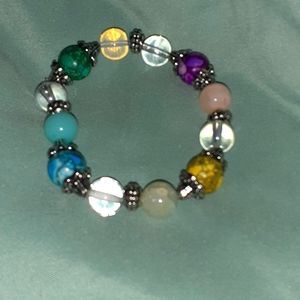 Handmade beaded bracelet, made with stretchy cord and 8mm gemstone, turquoise ec